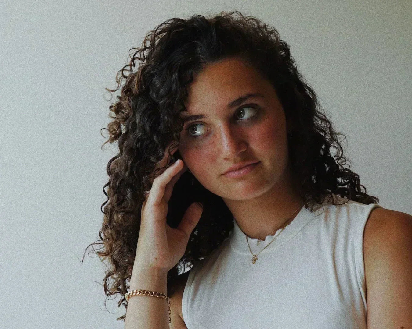 Fettige Haare in der Pubertät - was tun?