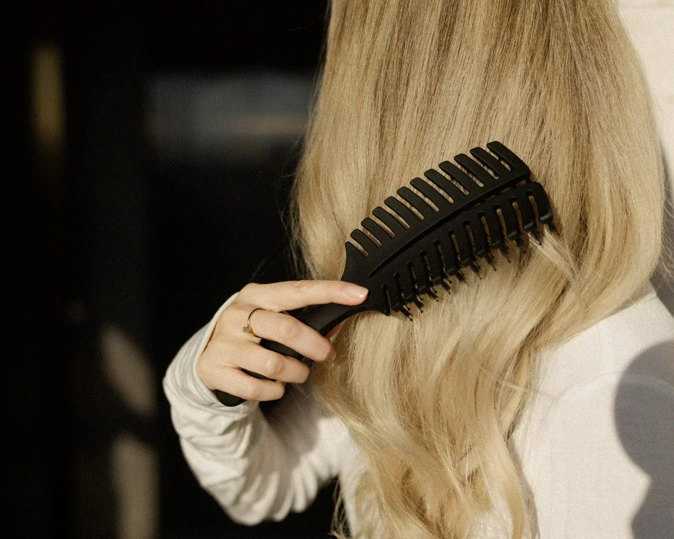 Haare bürsten: So stellst du es richtig an