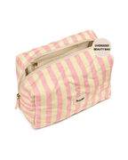 Produktfotografie von feschi Beauty Bag Cotton Candy in Oversized schräg