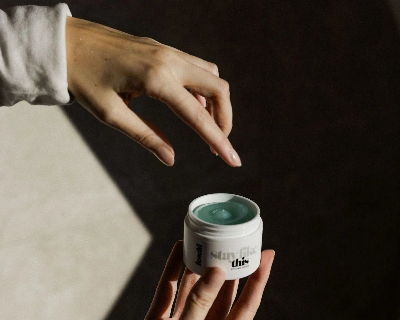 Stay like this - Styling Cream von feschi geöffnet