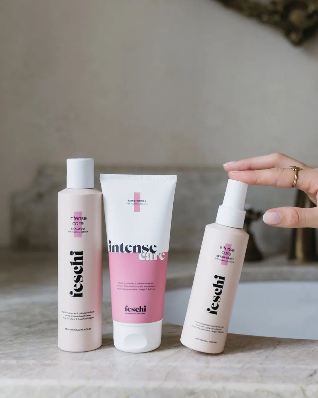 feschi intense care Serie im Badezimmer