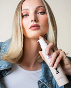 feschi Intense Care Conditioner pflegt strapaziertes Haar intensiv