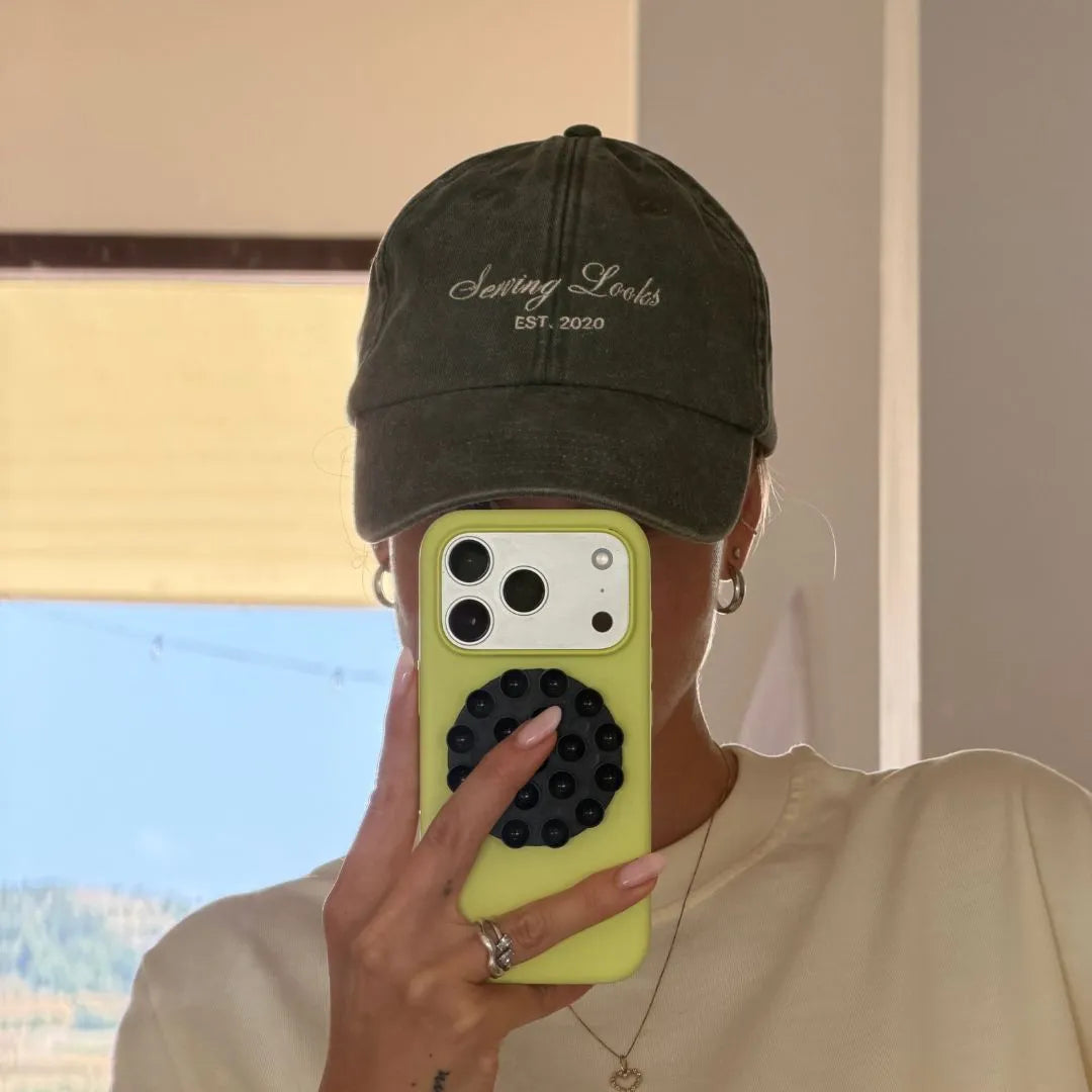 Spiegel-Selfie von Freu mit "Serving Looks - Kappe" von feschi