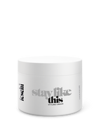 Produktfotografie von der Styling Cream von feschi für den perfekten Sleek Look und Halt